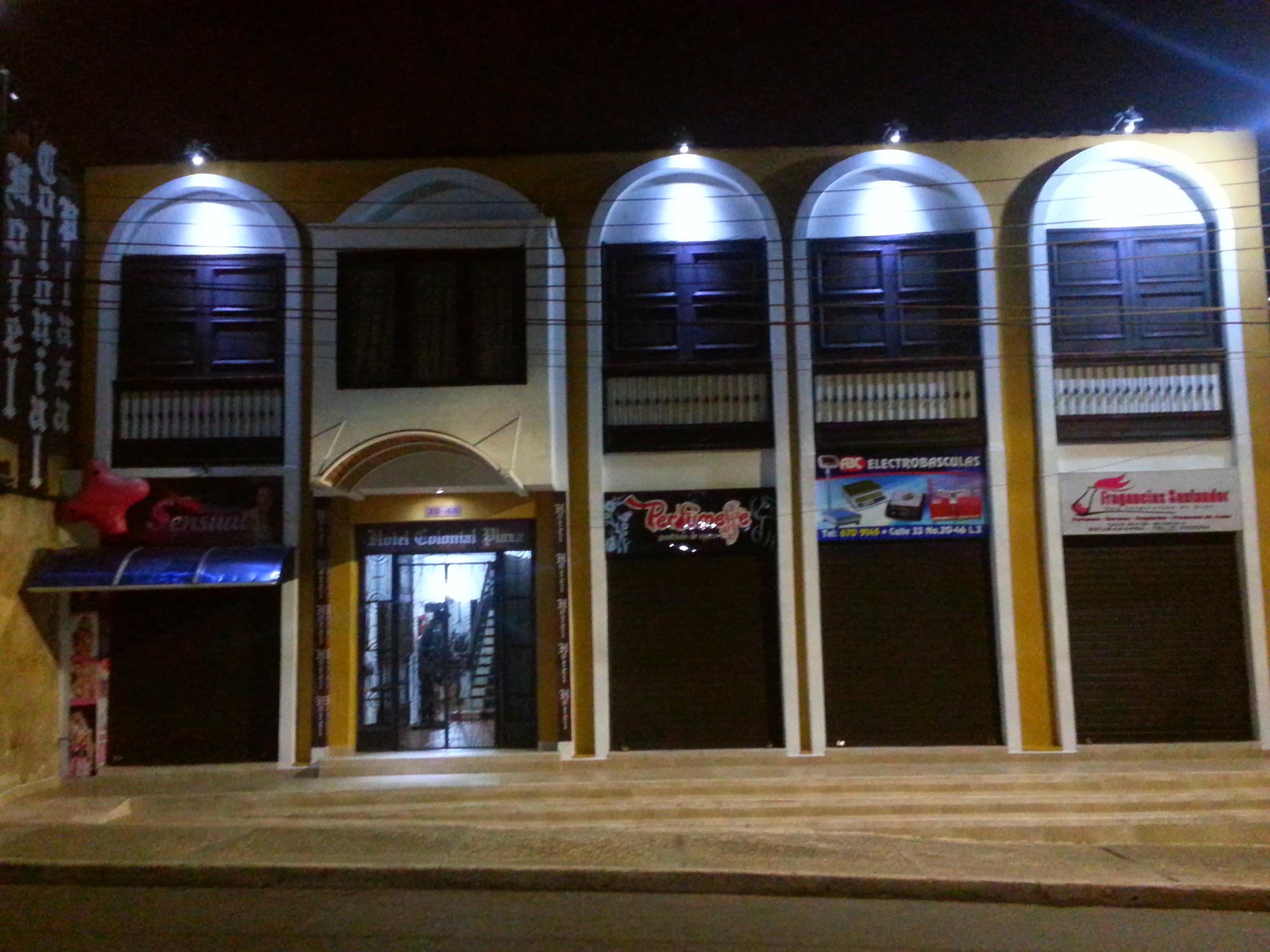 Hotel Colonial Plaza Bucaramanga Buitenkant foto