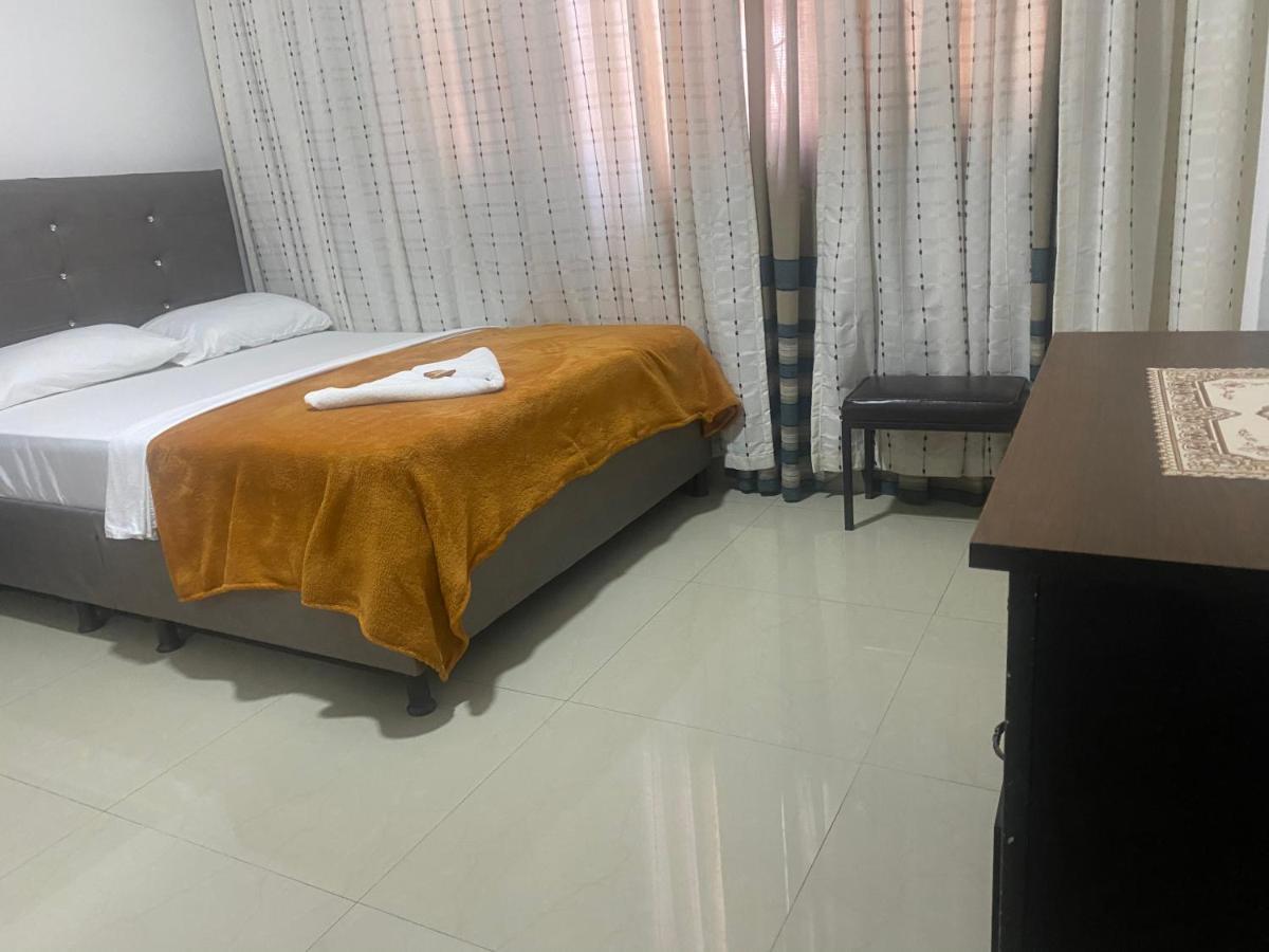 Hotel Colonial Plaza Bucaramanga Buitenkant foto