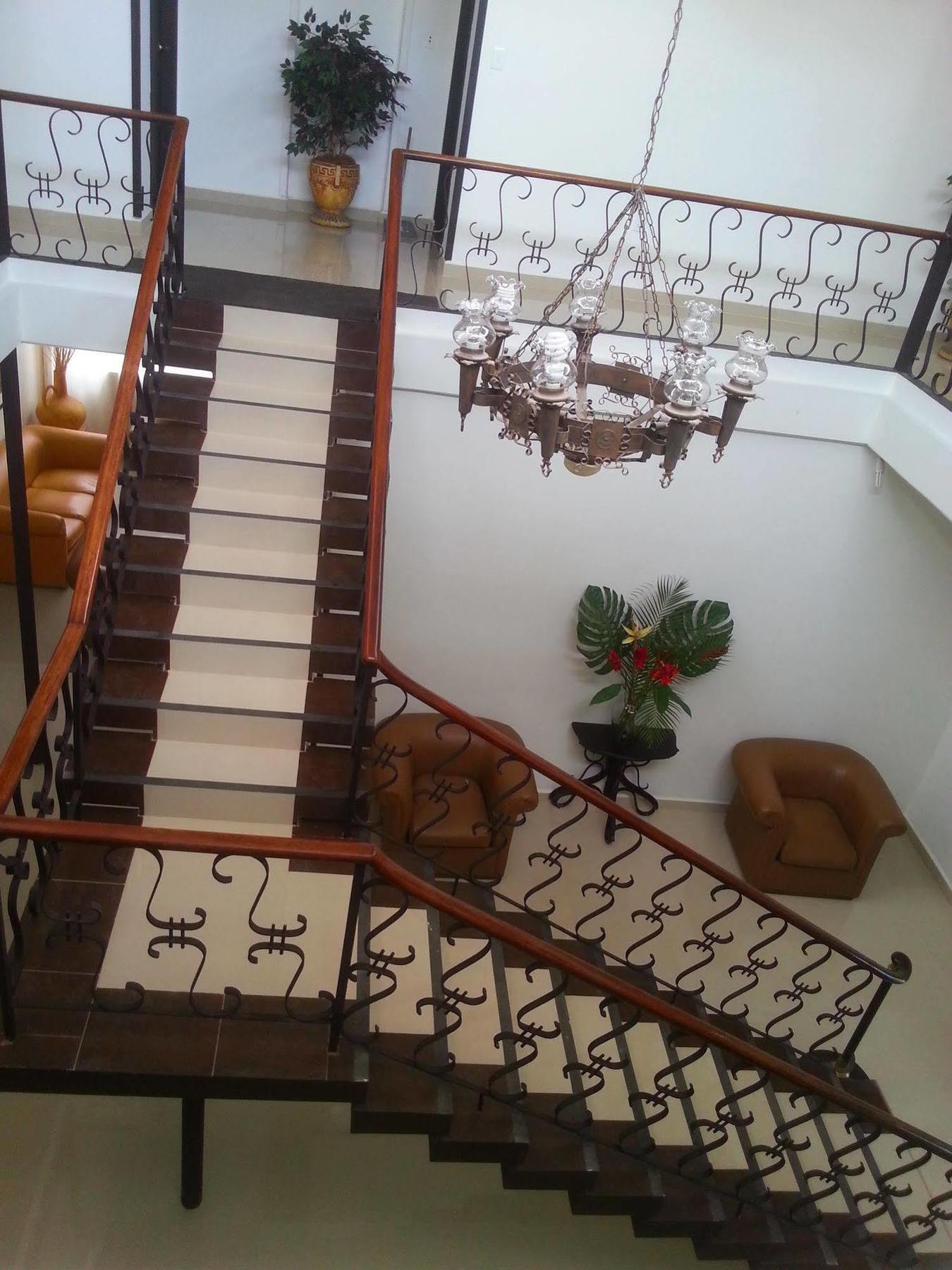 Hotel Colonial Plaza Bucaramanga Buitenkant foto