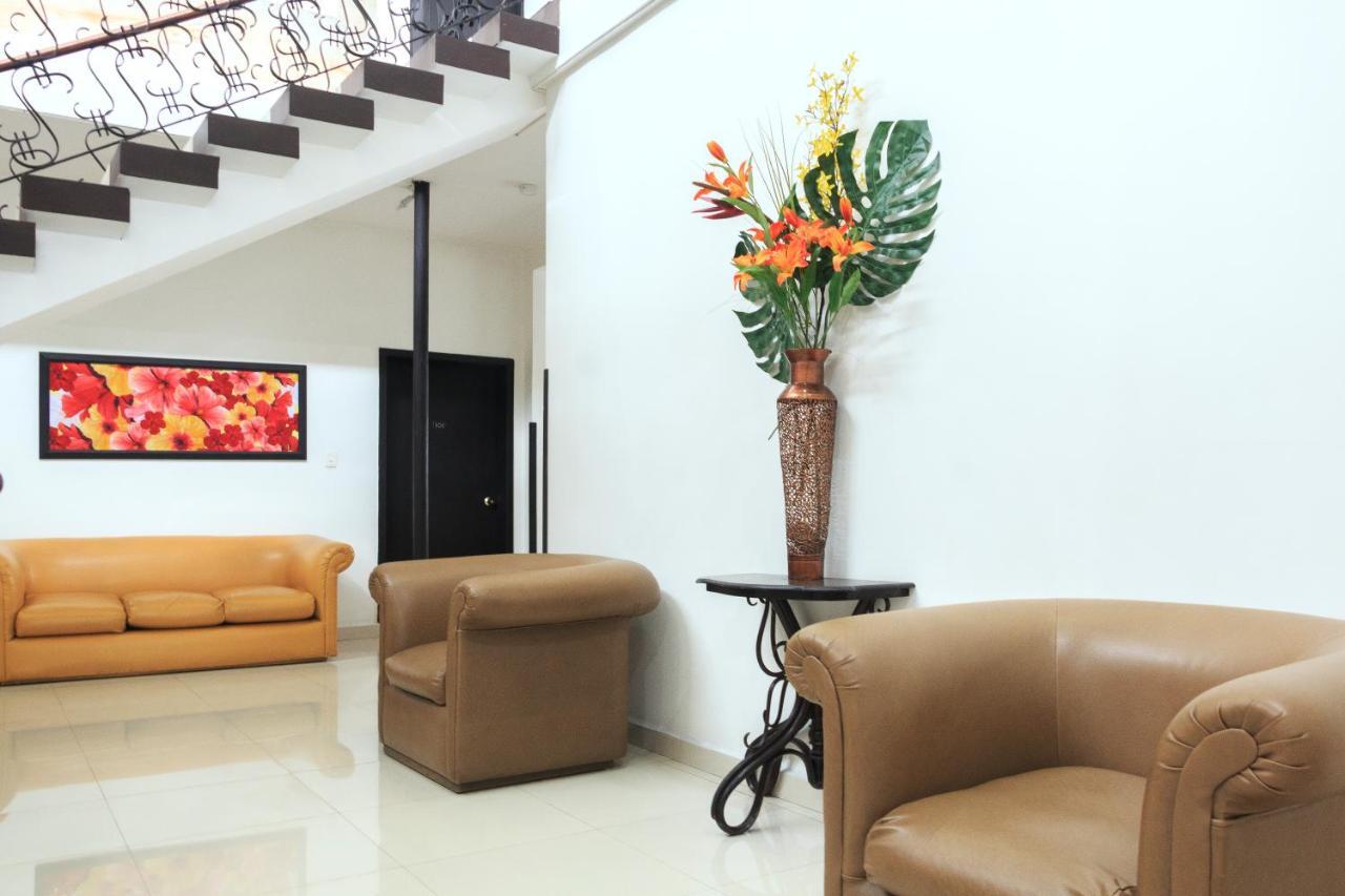 Hotel Colonial Plaza Bucaramanga Buitenkant foto